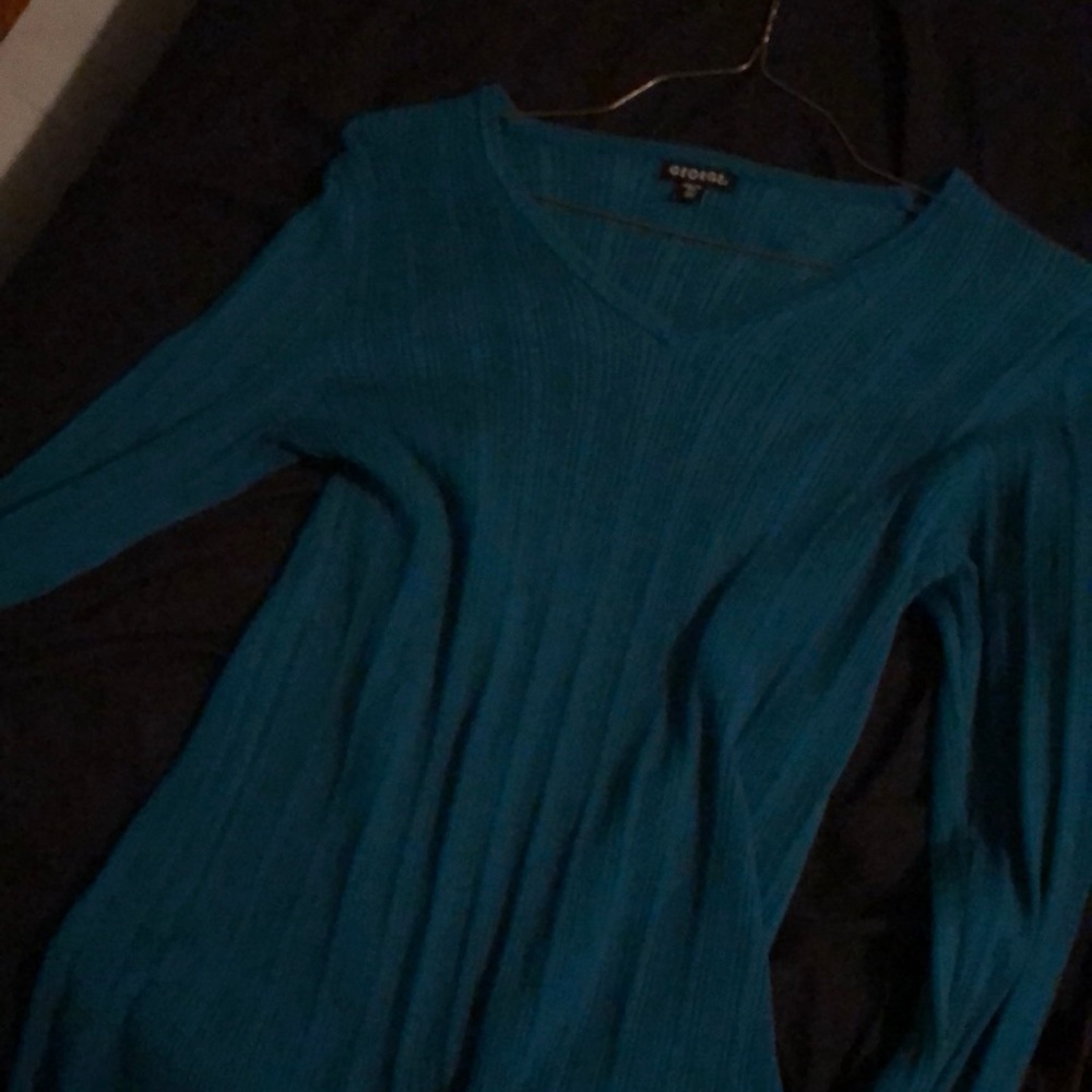 A long sleeve T-shirt not to light not to heavy!